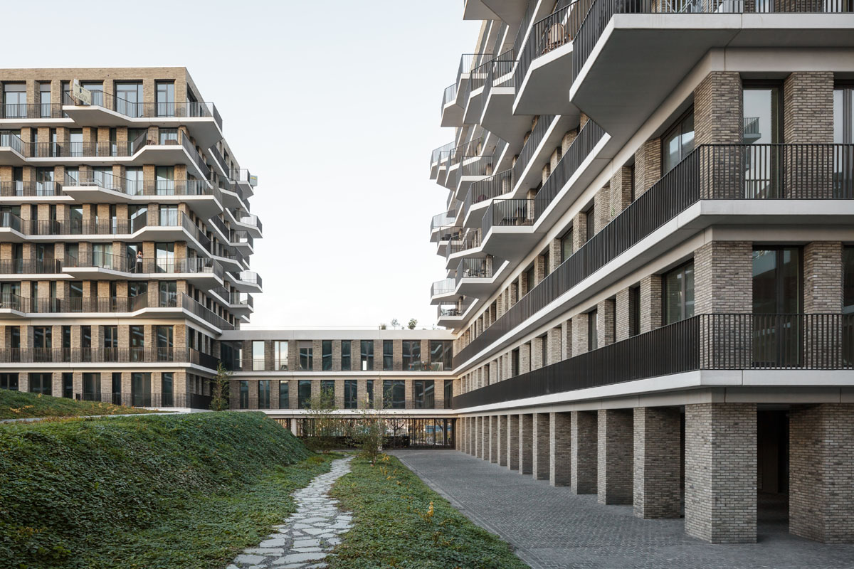 Rugged and robust character of Brick R triumphs as part of an architectural gem