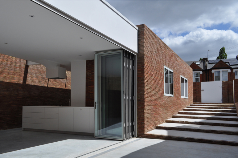 Jack Woolley's "Spiral House" with linea 3016