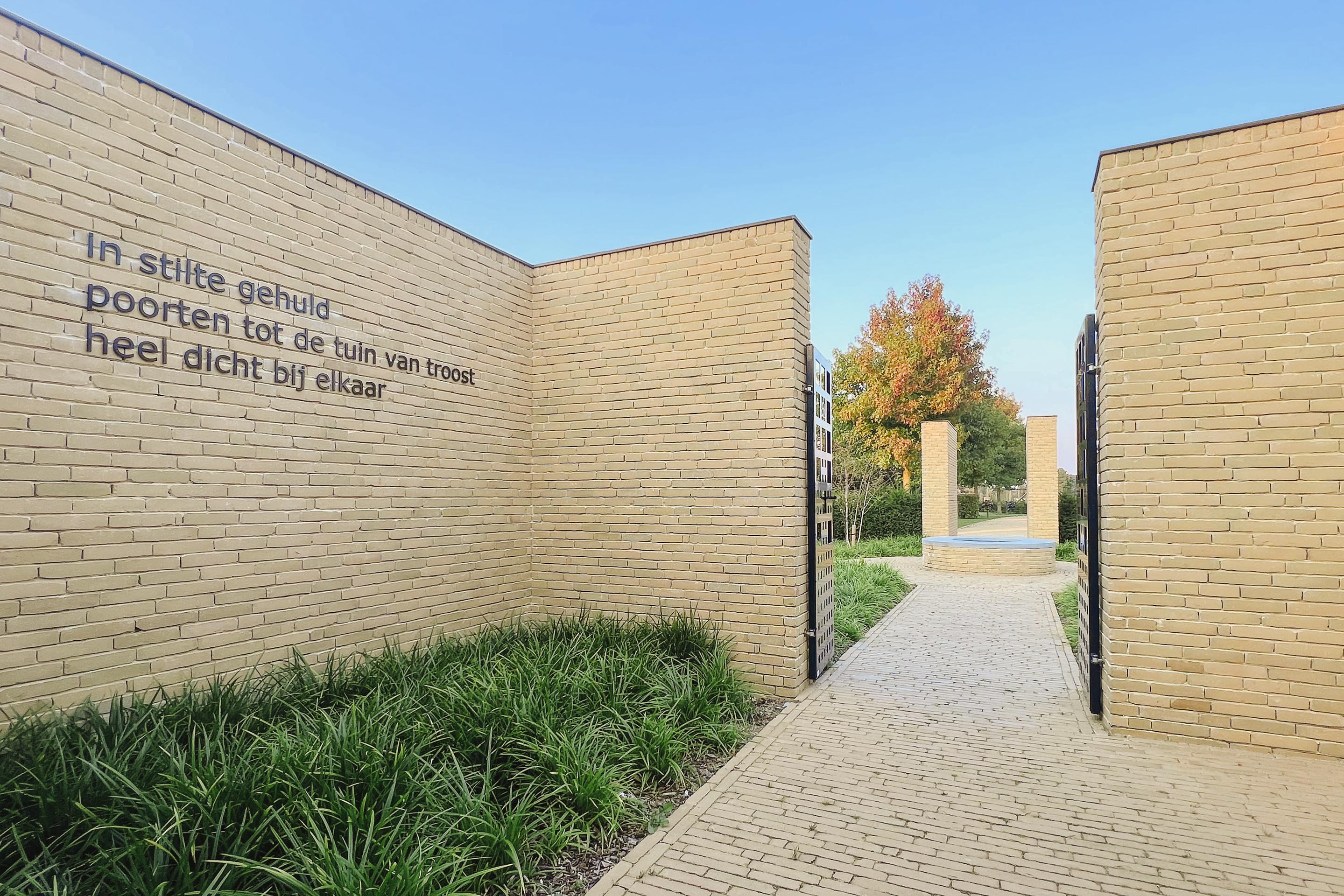 A place to mourn: cemeteries of Dadizele en Moorslede are the paragon of spiritual landscaping