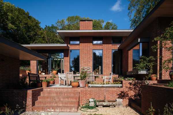 Eco-conscious living in the Gardener’s Cottage